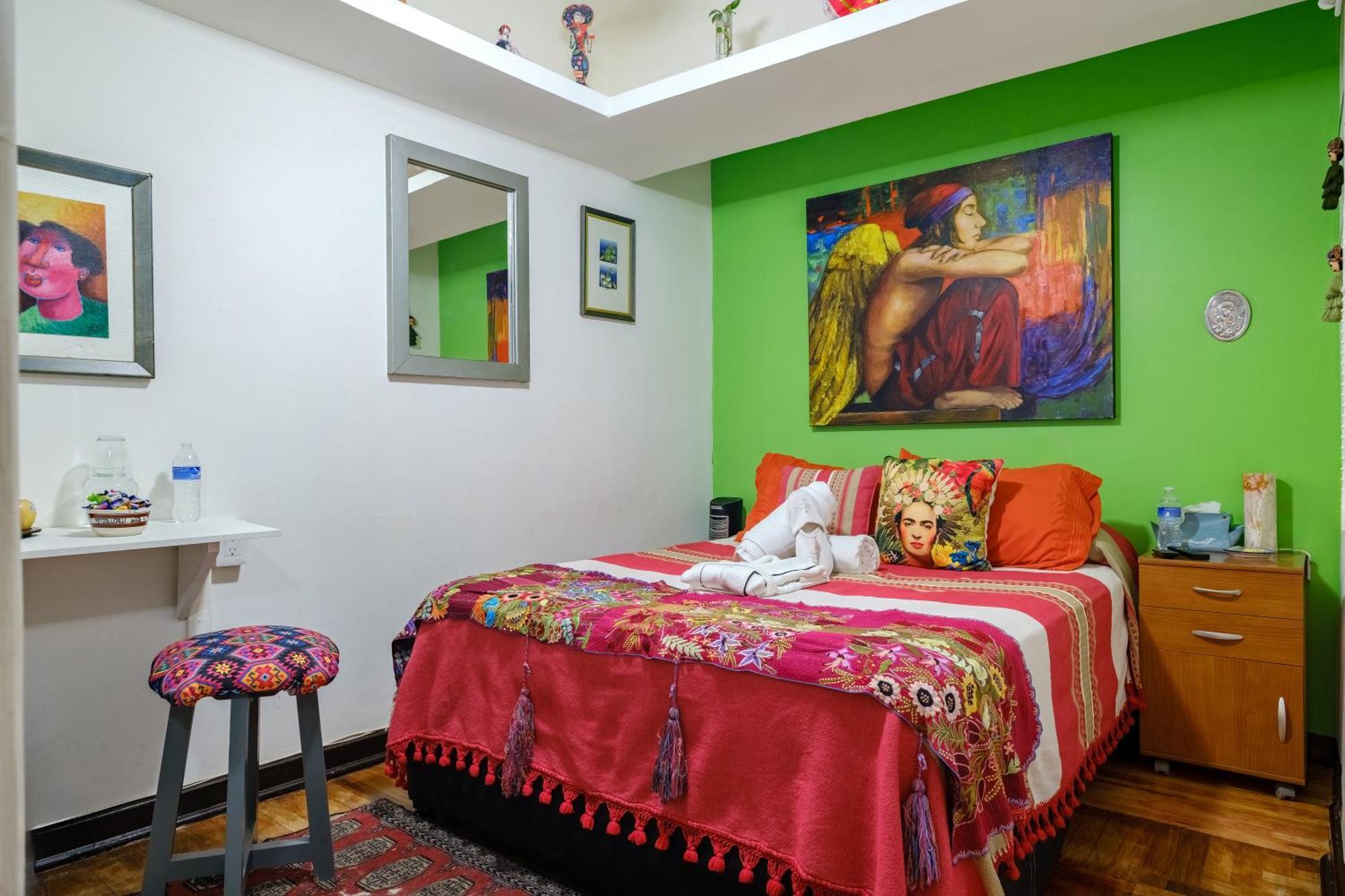 Casa Itzae Polanquito Dog Friendly Bed & Breakfast Mexico City